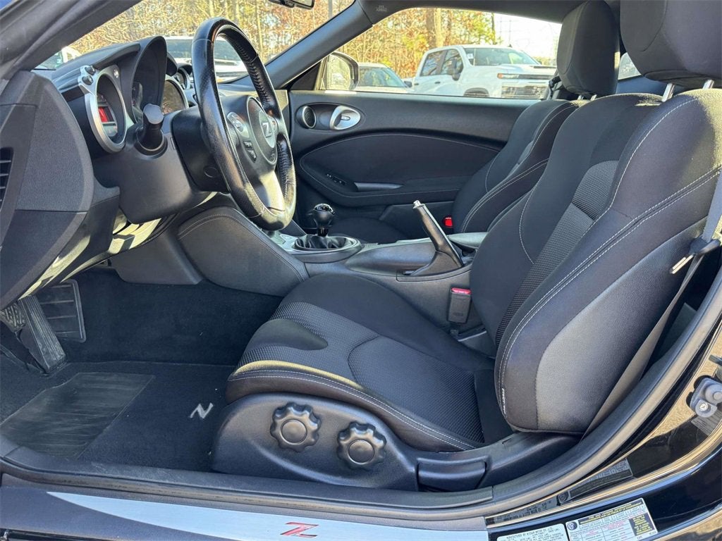 2020 Nissan 370Z Coupe Base