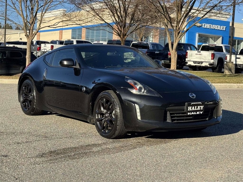 2020 Nissan 370Z Coupe Base