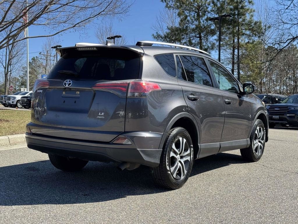 2016 Toyota RAV4 LE