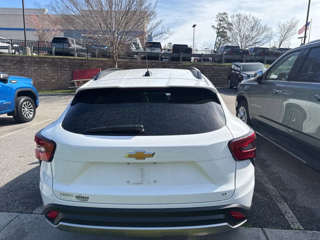 2024 Chevrolet Trax LT