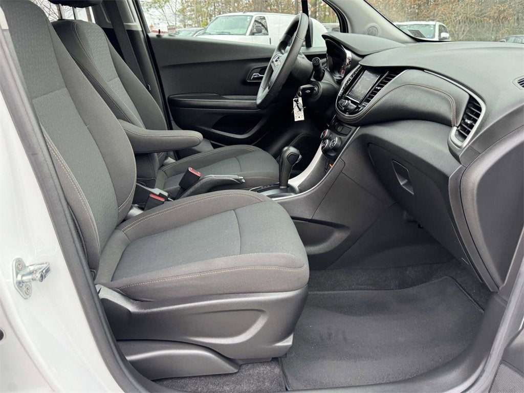 2022 Chevrolet Trax LS