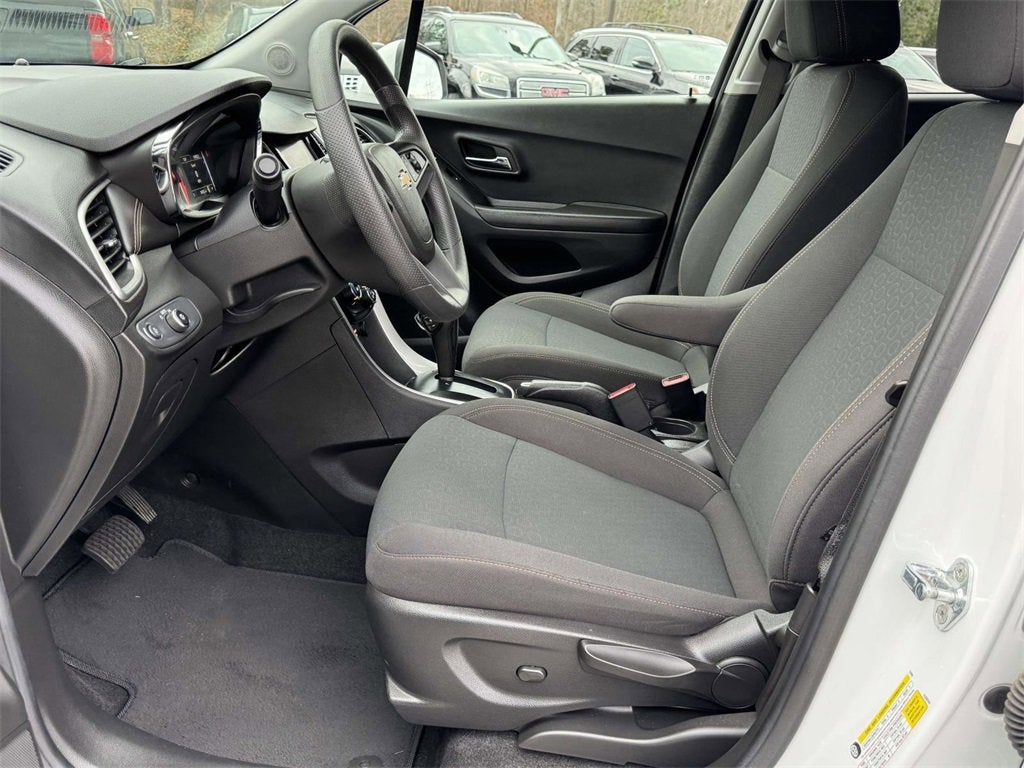 2022 Chevrolet Trax LS