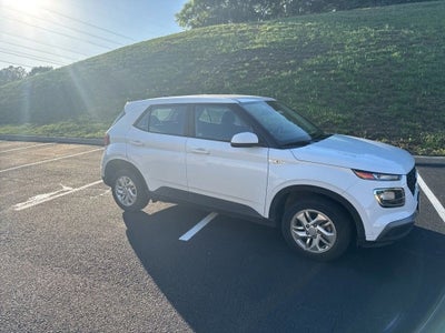 2021 Hyundai Venue SE