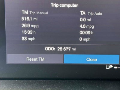 2022 Volvo XC60 B6 R-Design