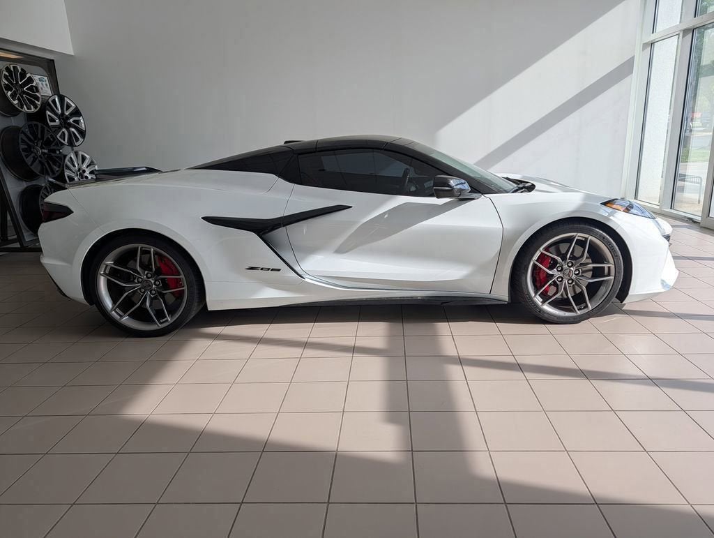 2025 Chevrolet Corvette 3LZ