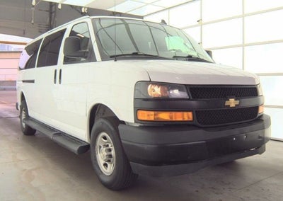 2022 Chevrolet Express 3500 LS Passenger