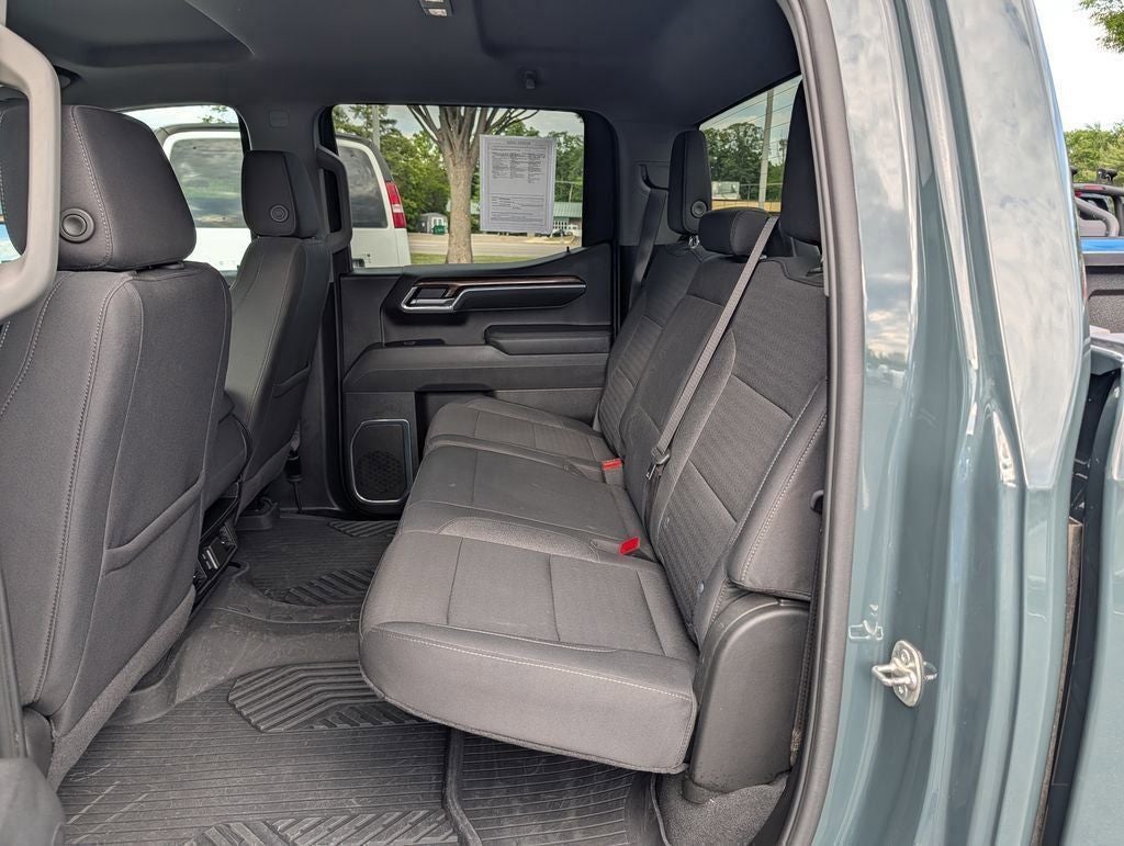 2025 Chevrolet Silverado 1500 LT LT1