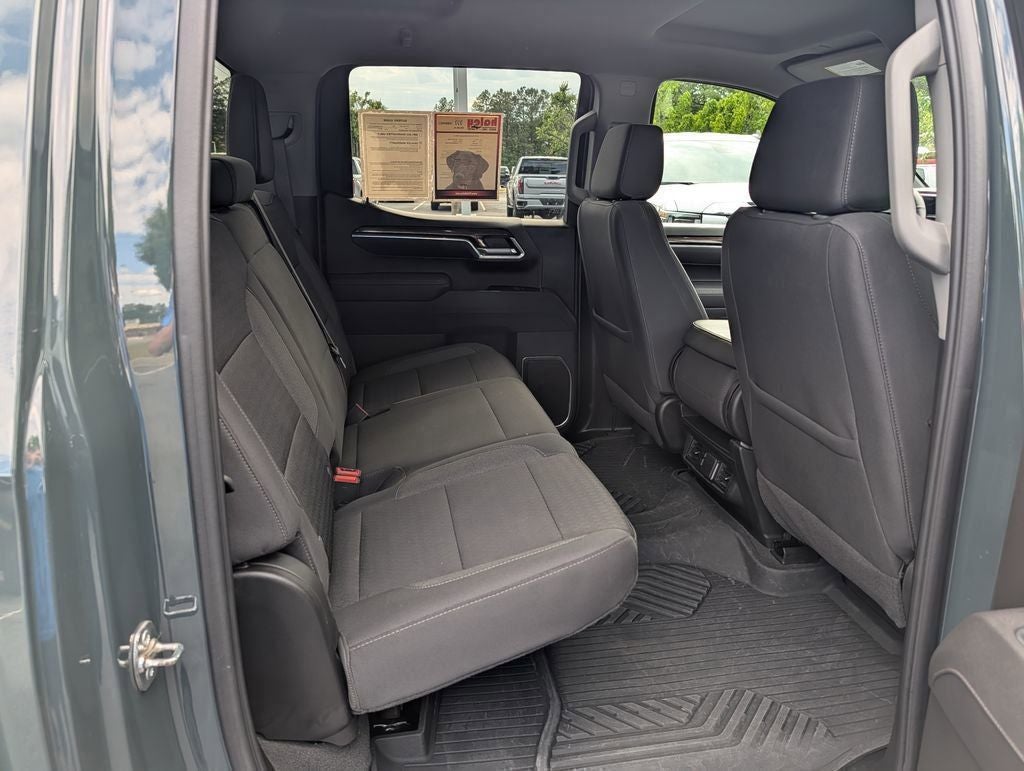 2025 Chevrolet Silverado 1500 LT LT1