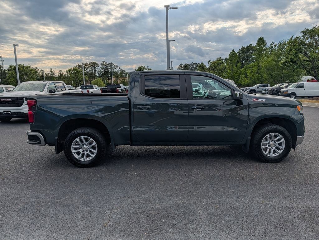 2025 Chevrolet Silverado 1500 LT LT1