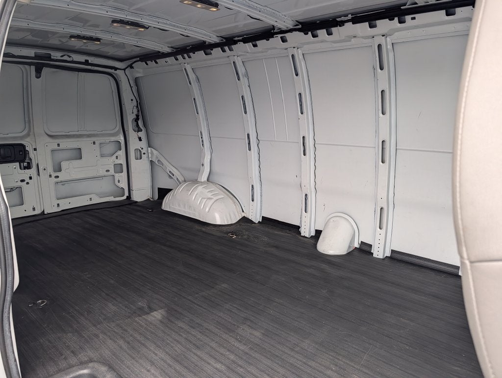 2023 Chevrolet Express 2500 Work Van Cargo