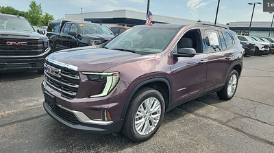 2024 GMC Acadia Elevation