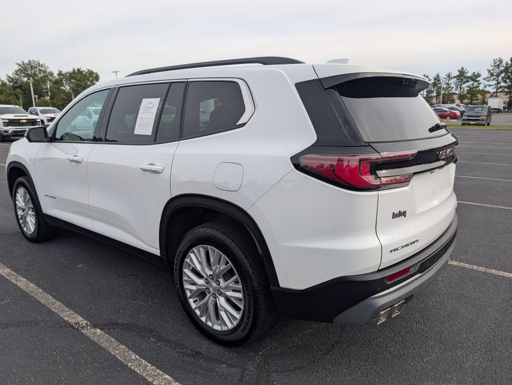 2026 GMC Acadia Elevation