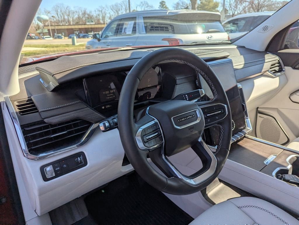 2025 GMC Acadia FWD Denali