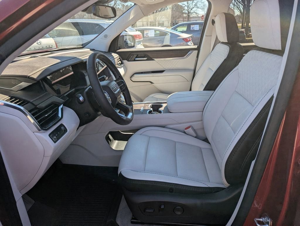2025 GMC Acadia FWD Denali
