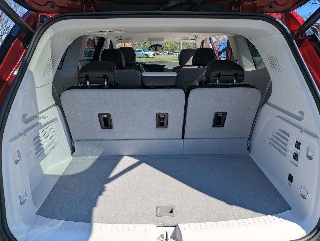 2025 GMC Acadia FWD Denali