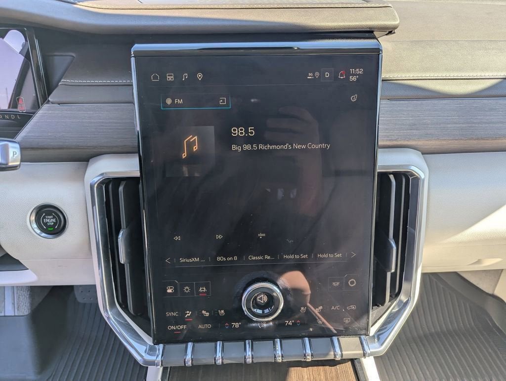 2025 GMC Acadia FWD Denali