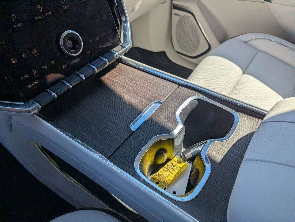 2025 GMC Acadia FWD Denali