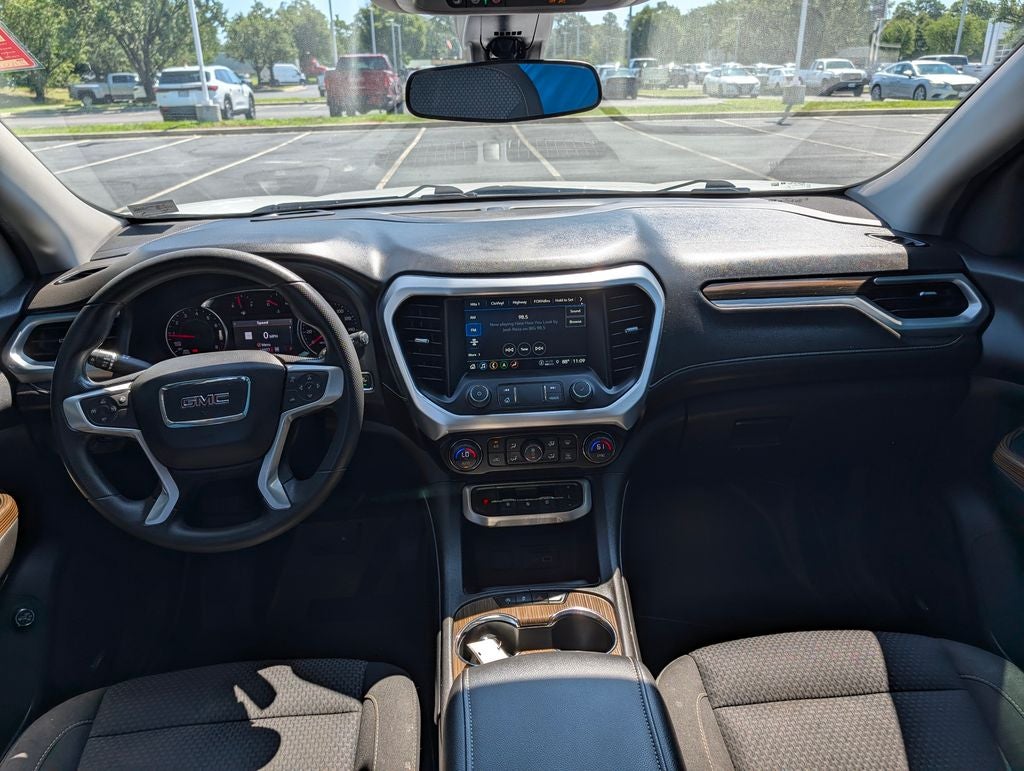 2022 GMC Acadia SLE