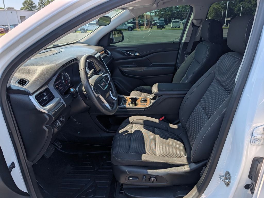 2022 GMC Acadia SLE