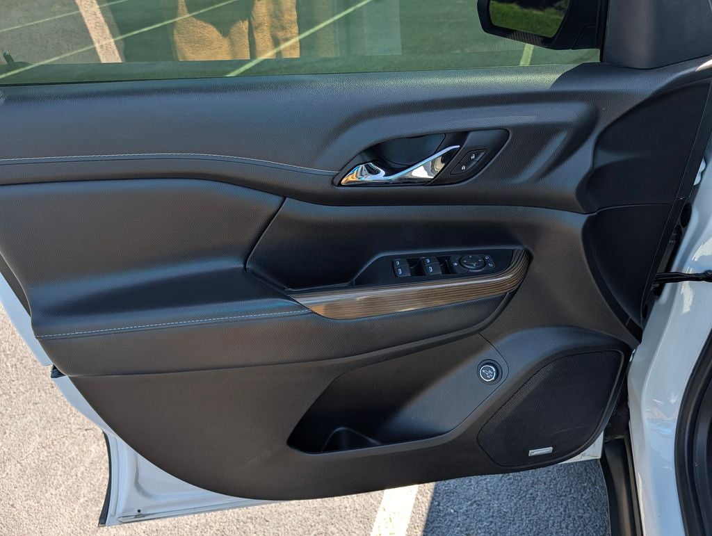 2022 GMC Acadia SLE