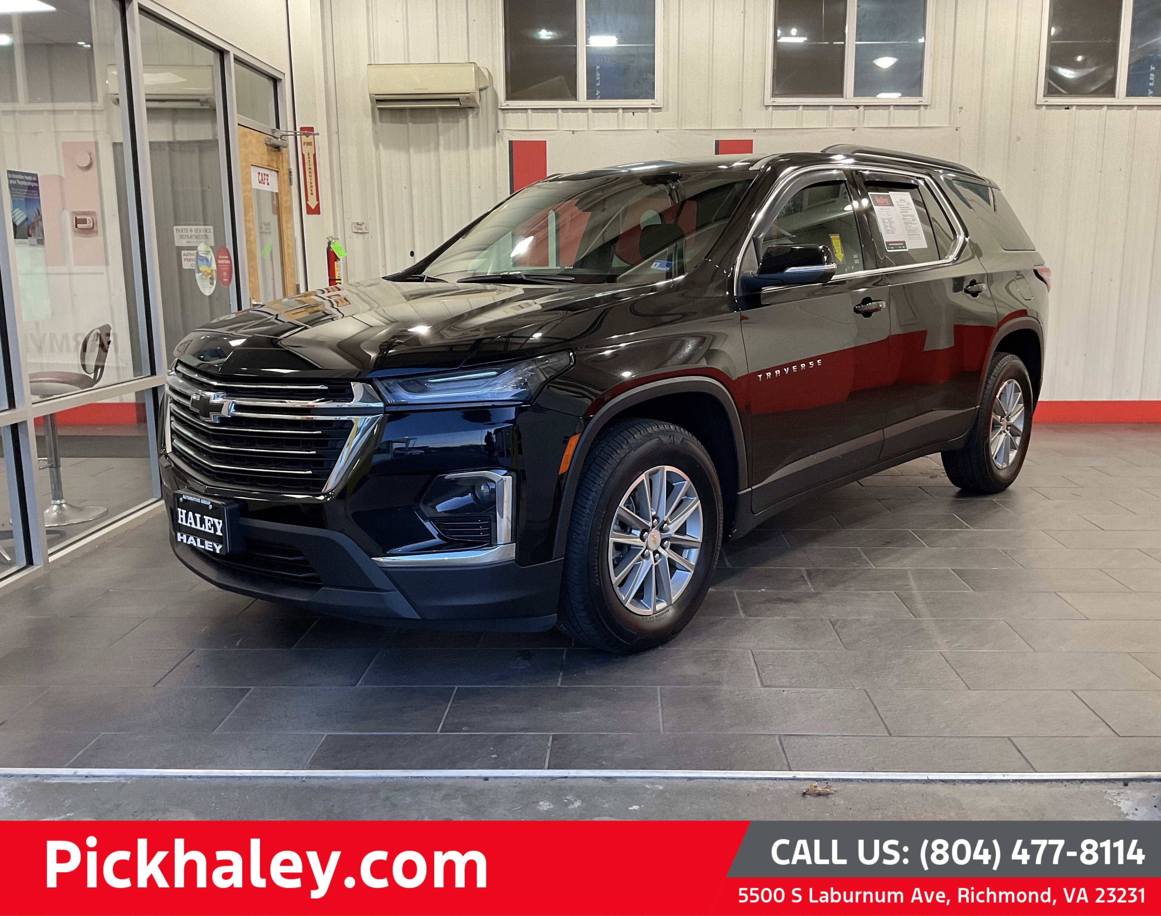 2023 Chevrolet Traverse LT Cloth