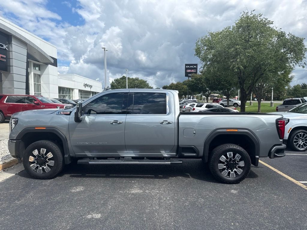 2024 GMC Sierra 3500HD Denali