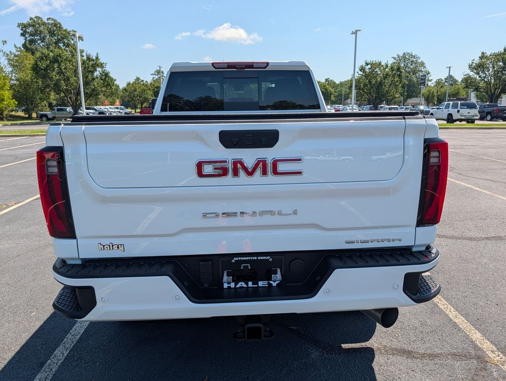 2025 GMC Sierra 2500HD Denali