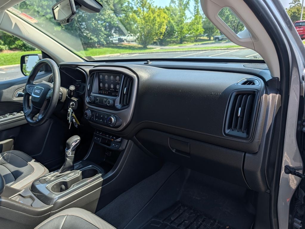 2022 GMC Canyon AT4 w/Leather