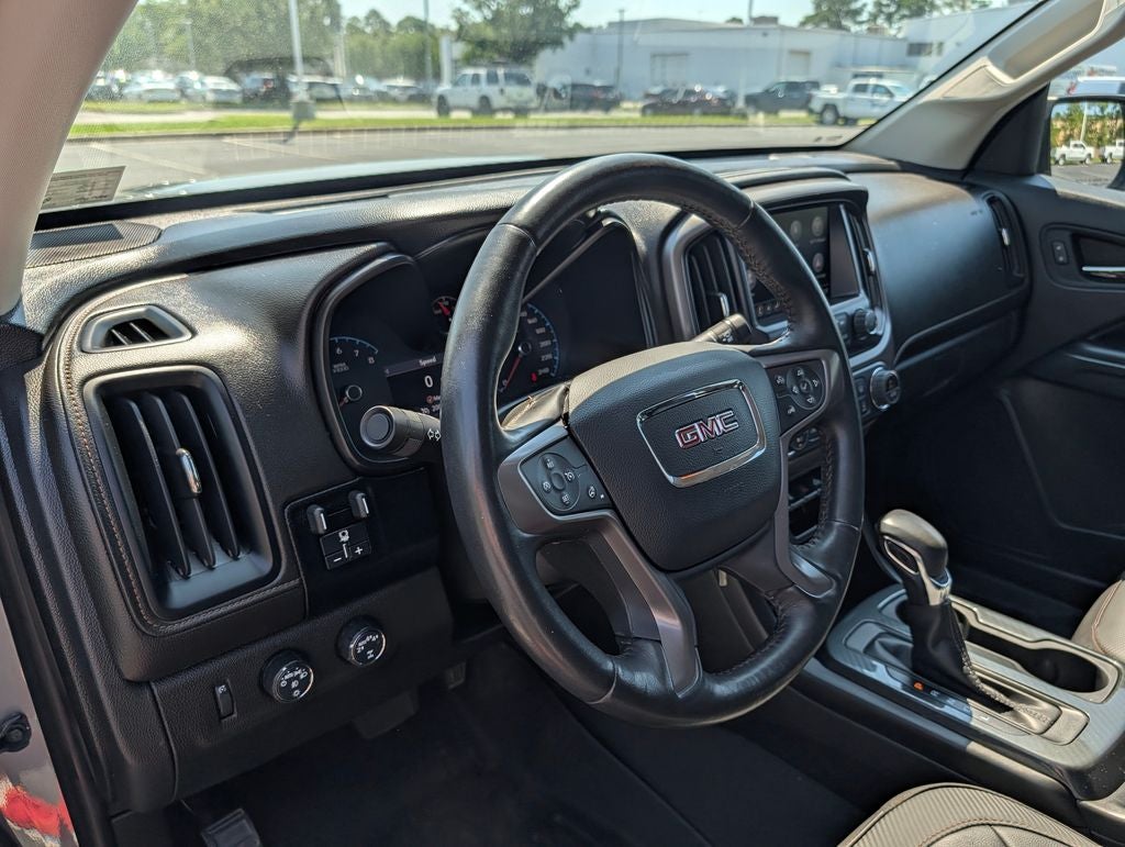 2022 GMC Canyon AT4 w/Leather
