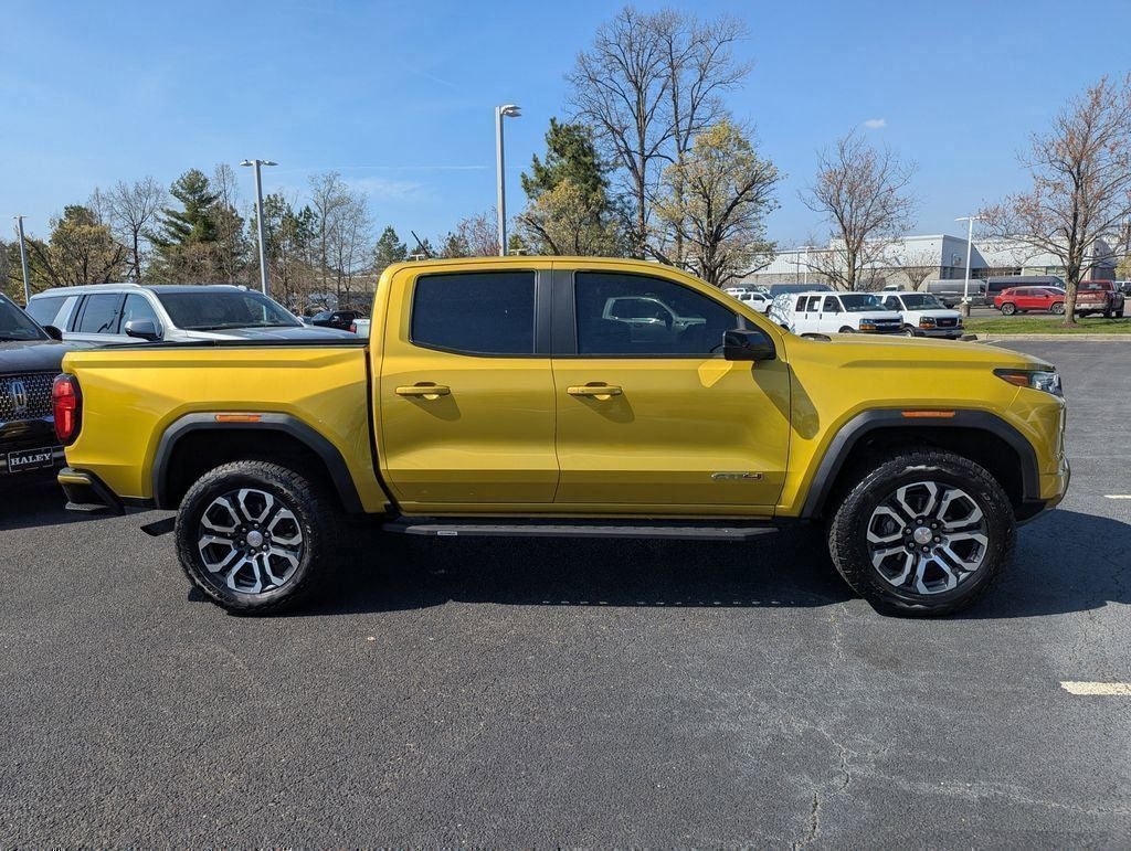 2023 GMC Canyon AT4