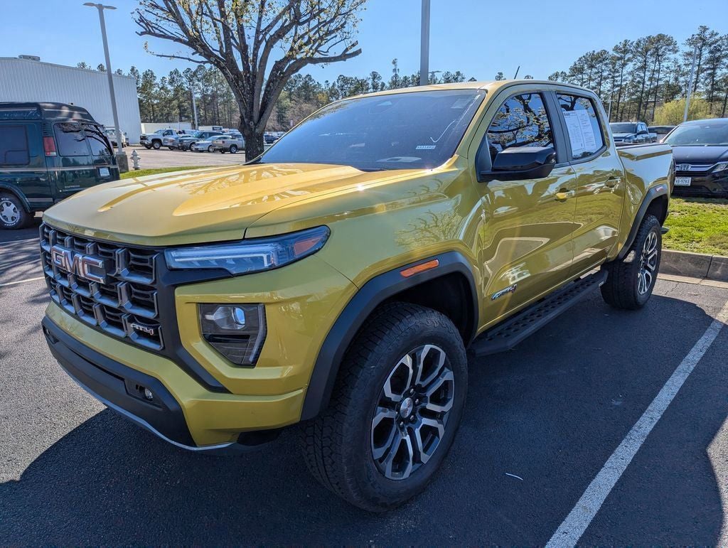 2023 GMC Canyon AT4