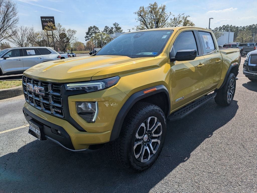 2023 GMC Canyon AT4