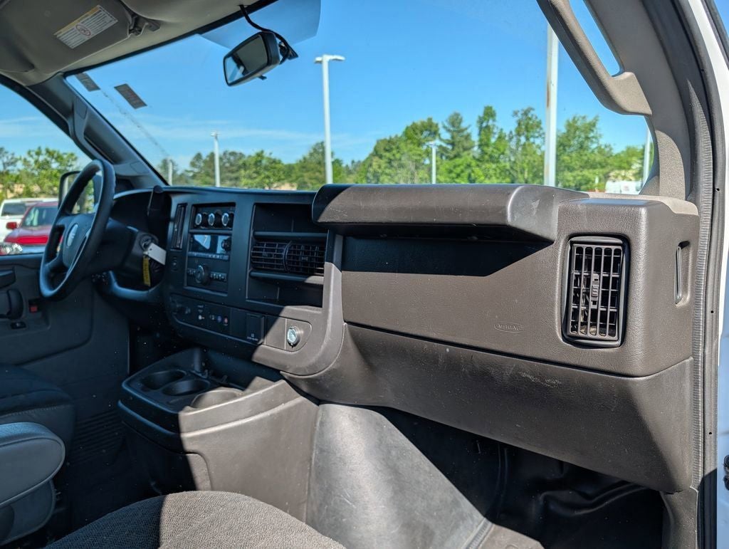 2024 GMC Savana 2500 Work Van