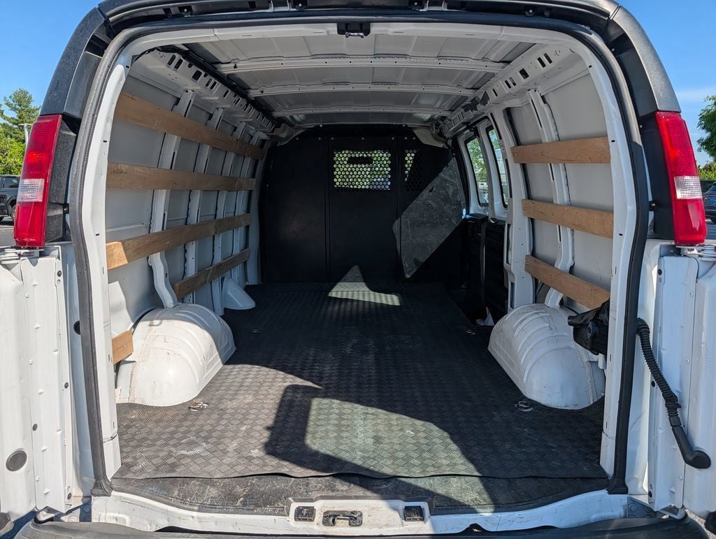 2024 GMC Savana 2500 Work Van