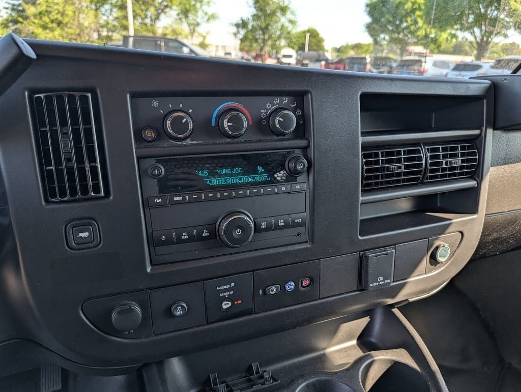 2024 GMC Savana 2500 Work Van