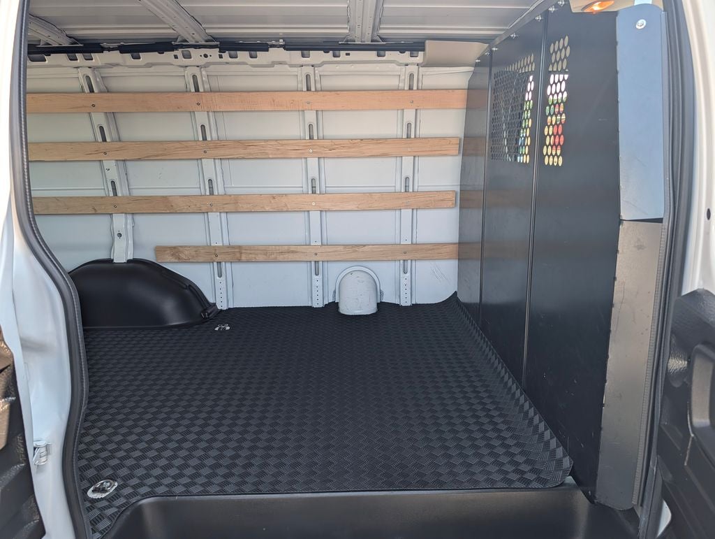 2024 GMC Savana 2500 Work Van