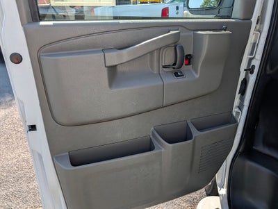 2024 GMC Savana 2500 Work Van