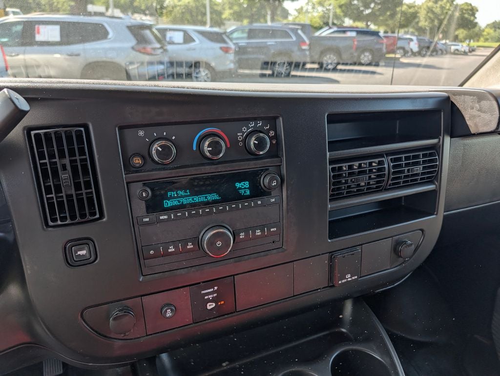 2024 GMC Savana 2500 Work Van