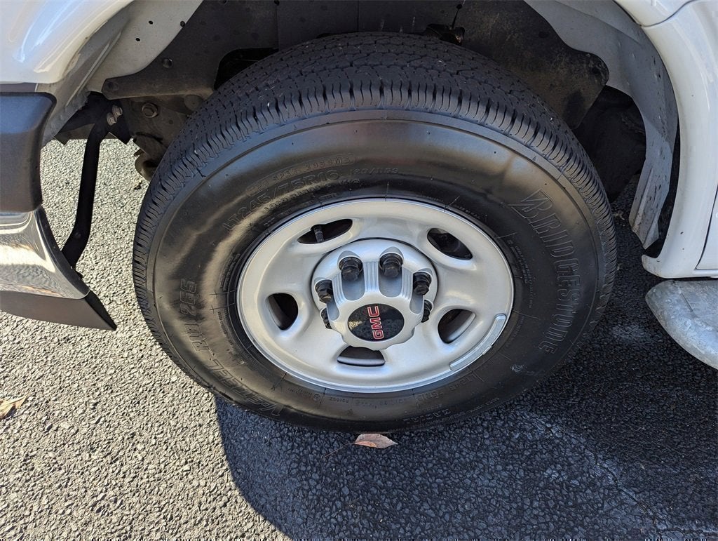 2024 GMC Savana Cargo Van Base