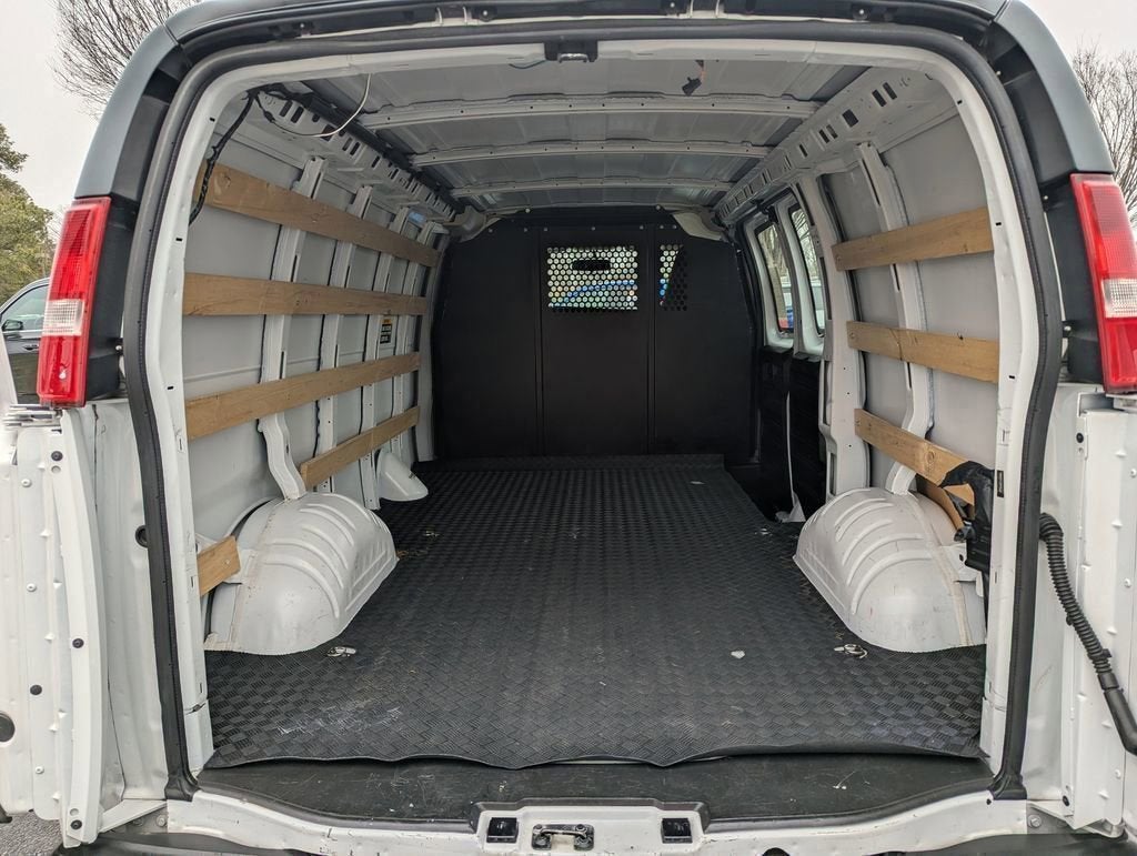 2024 GMC Savana Cargo Van Work Van