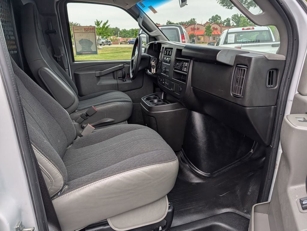 2024 GMC Savana 2500 Work Van
