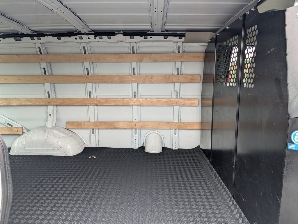 2024 GMC Savana 2500 Work Van