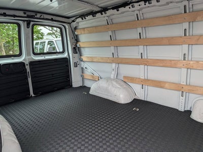 2024 GMC Savana 2500 Work Van
