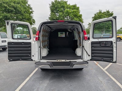 2024 GMC Savana 2500 Work Van