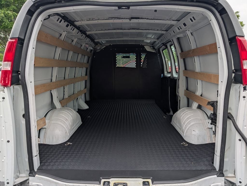 2024 GMC Savana 2500 Work Van
