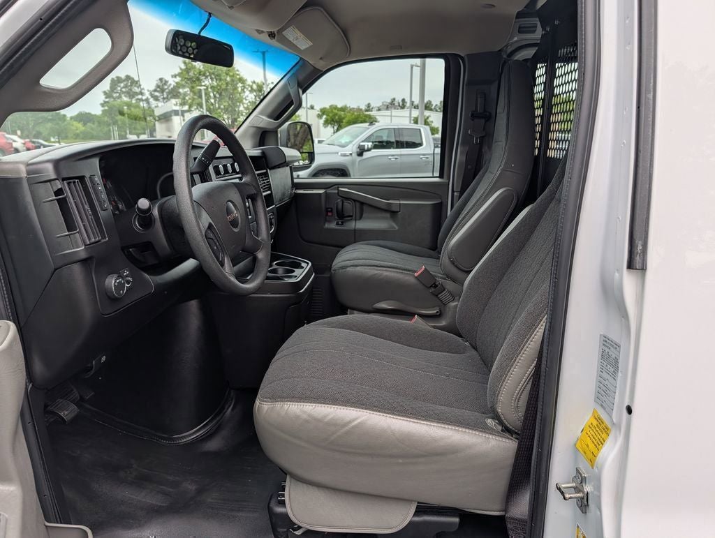 2024 GMC Savana 2500 Work Van