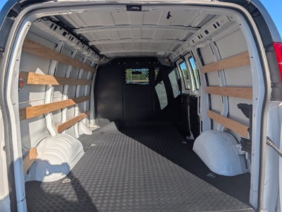 2025 GMC Savana 2500 Work Van
