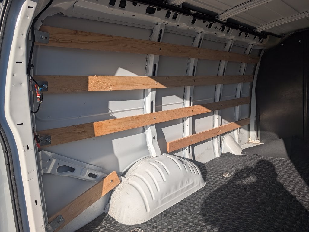 2025 GMC Savana 2500 Work Van