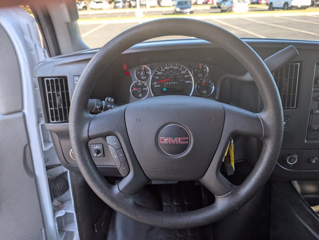 2025 GMC Savana 2500 Work Van