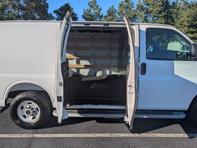 2025 GMC Savana 2500 Work Van